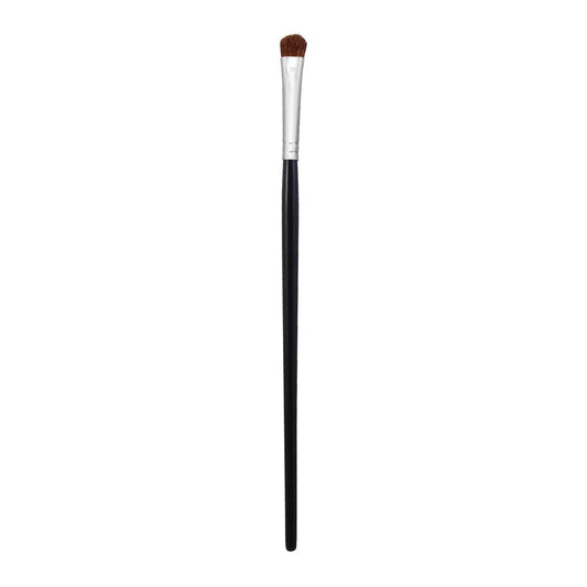 Morphe Brush M210- Small Chisel Fluff Brush